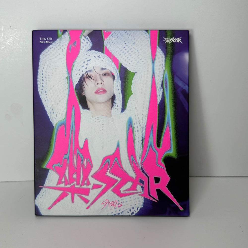 Stray Kids Rock-Star Mini Album Hyunjin Postcard Ver CD Poster -STAR JYPK1721